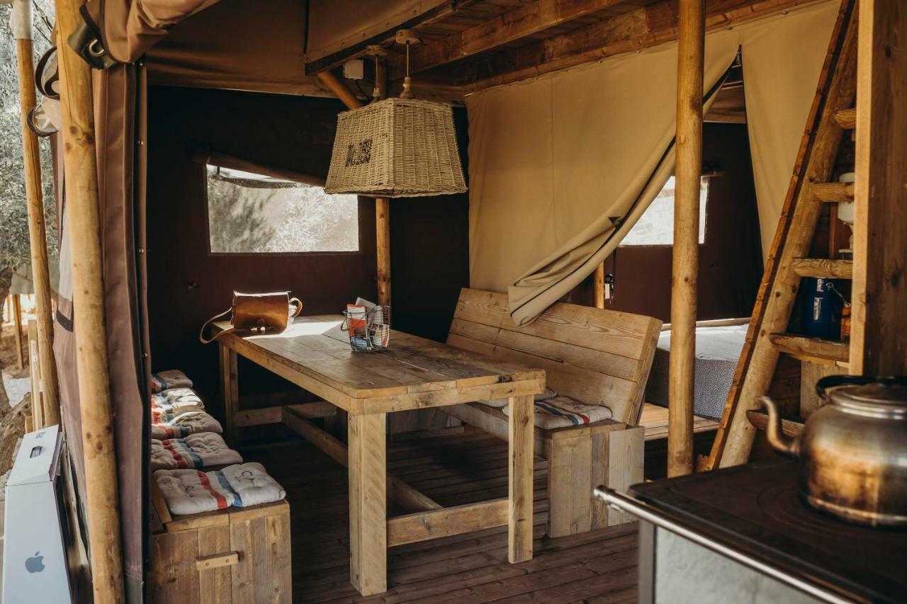 Luxury tent Cortijo Dos Santos *