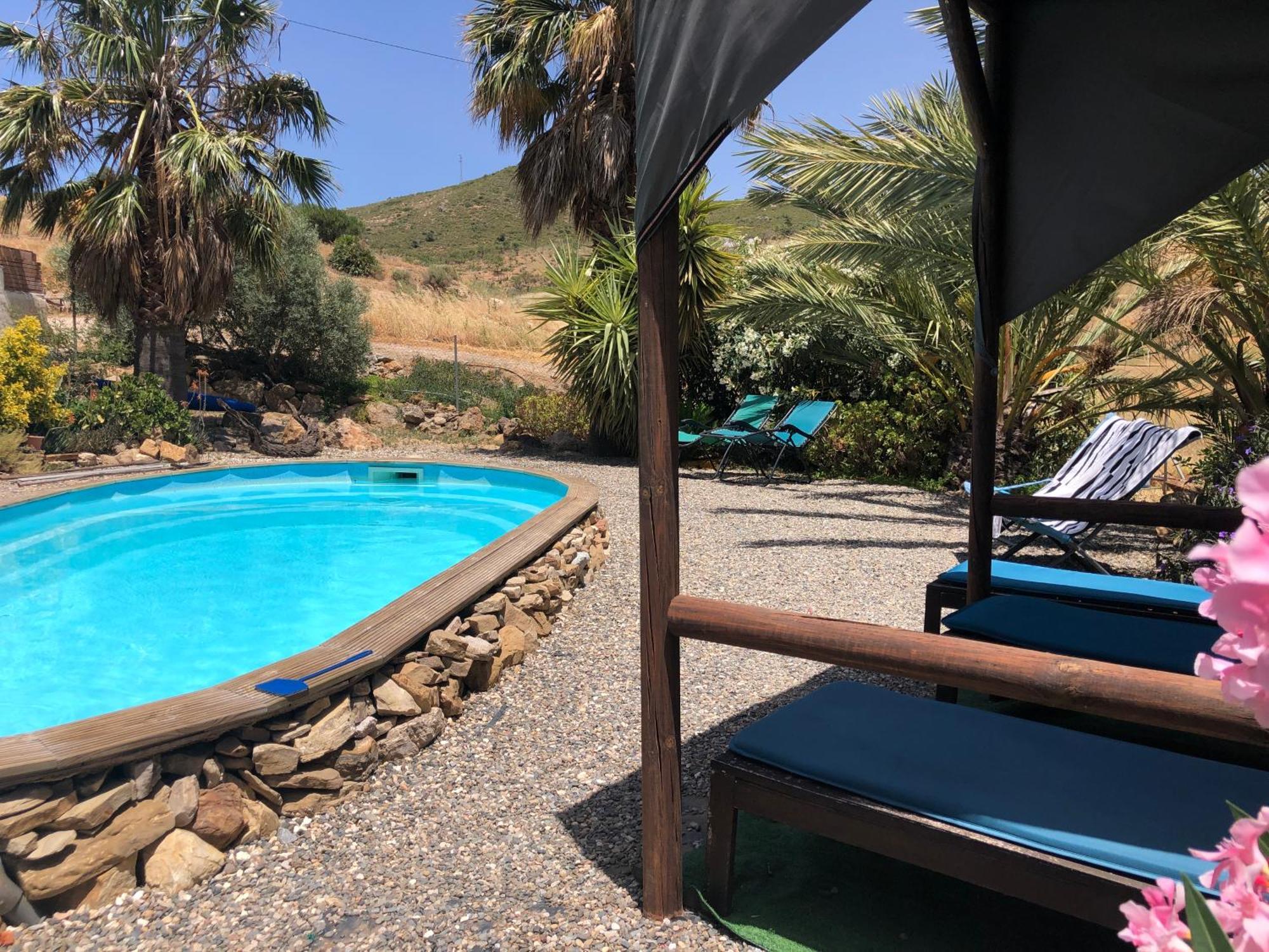 Cortijo Dos Santos Luxury tent Valle de Abdalagis