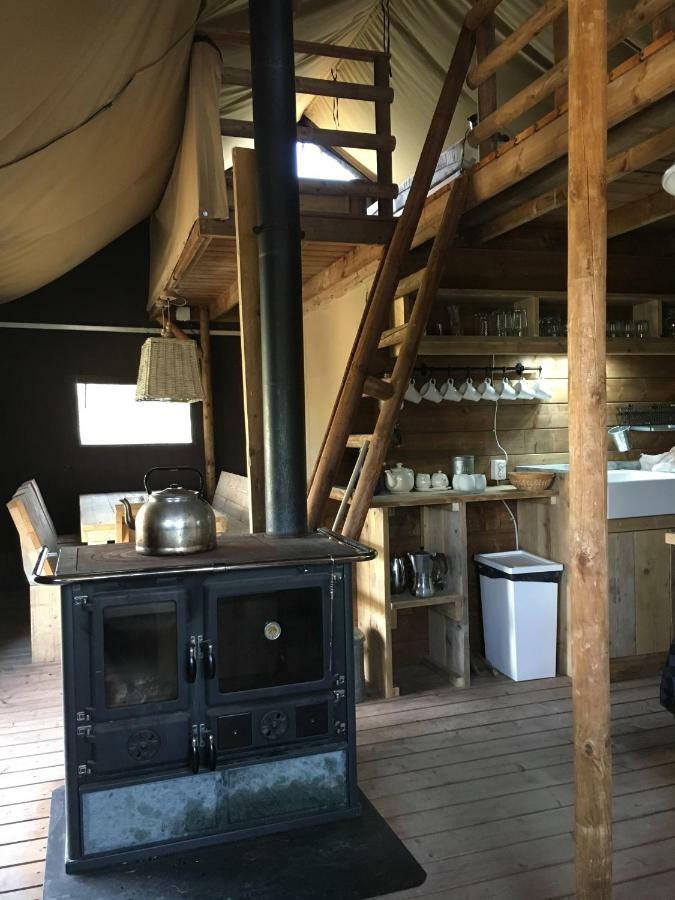 Cortijo Dos Santos Luxury tent Valle de Abdalagis